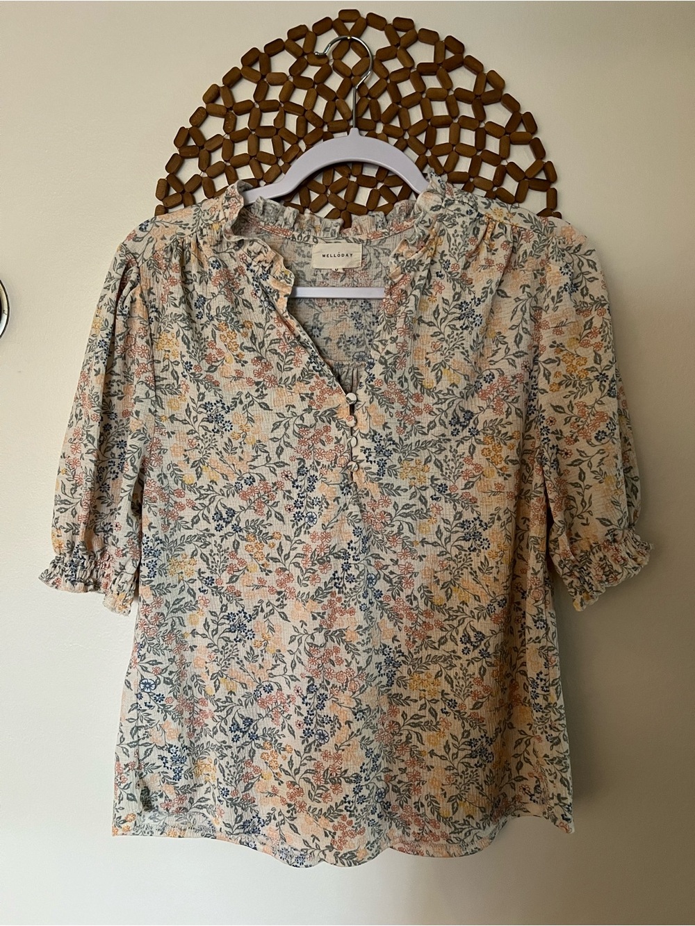 Floral v neck blouse